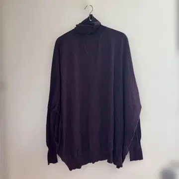 컨디션 최상 ADAWAS 터틀 니트