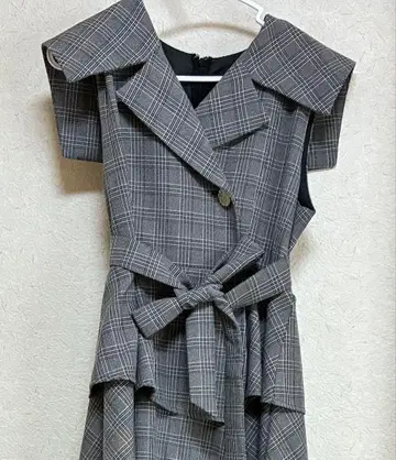 다즐린 아지메 플리츠 트렌치 원피스 M