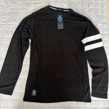 GUILD PRIME 긴팔 티셔츠 블랙