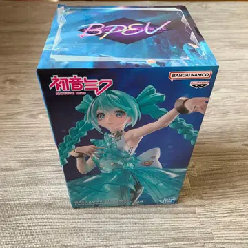 하츠네 미쿠 Clearluxe EmeraldGem 피규어