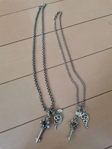 Amos 열쇠 모티브 목걸이