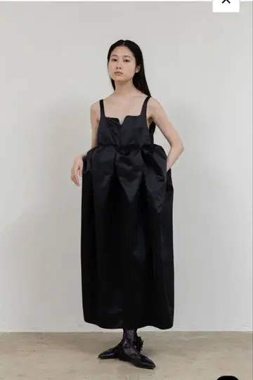 정품 Bibiy. BIANCA LONG DRESS 드레스 원피스