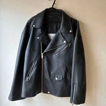 드레스 볼륨 블랙 더블 라이더 자켓