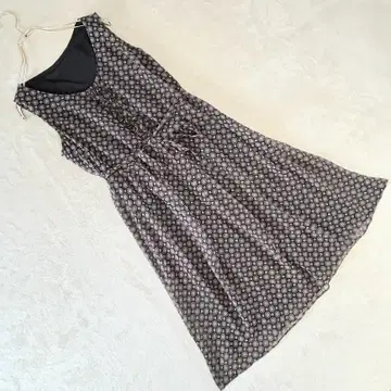 에테르노벨레차 일본제 슬리브리스 원피스 올 패턴 쉬폰 플레어 L