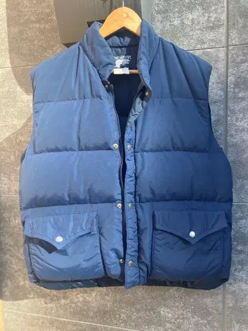 SNOWBEAR 네이비 다운 베스트 L