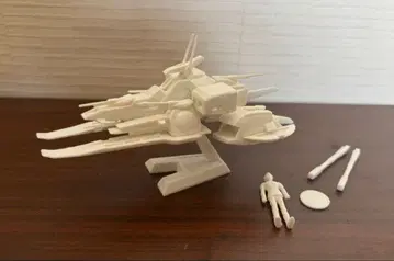 아카마 브라이트 함장 탑승 기동전사 Z 건담