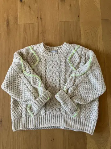 studioCLIP 베이지 케이블 니트 스웨터 프리 사이즈