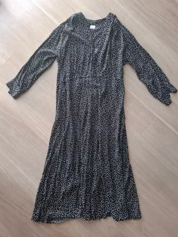 그린 레이블 릴랙싱 도트 무늬 롱 원피스