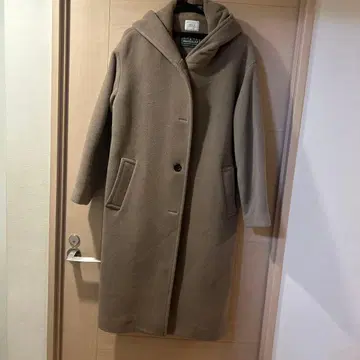 LOWRYS FARM 후드 부착 롱 코트