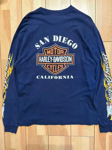 [ 새상품급 ] 할리 롱T 이글 파이어 USA제 사이즈 L