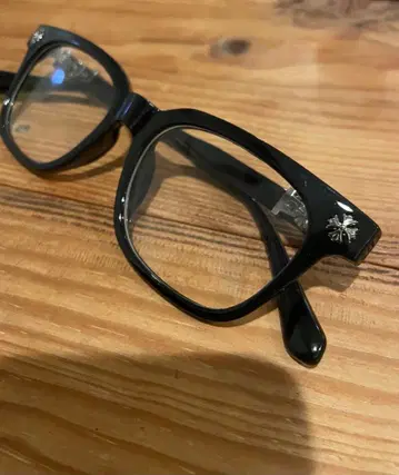 블랙 사각형 프레임 안경 검은색 테두리