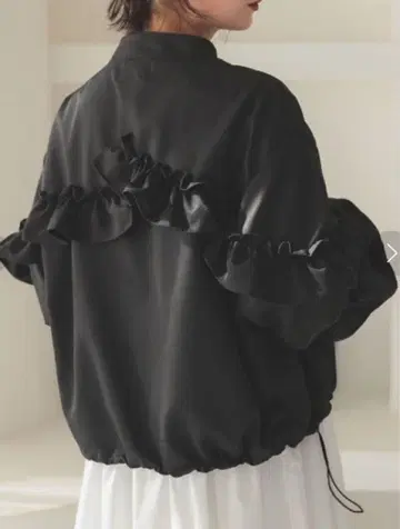 미사용 새상품 인기 도노반 프릴 블루종 블랙