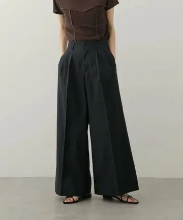 새상품 SENSE OF PLACE 배기 치노 팬츠 네이비 이번 시즌