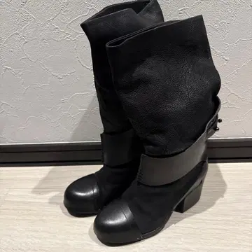 CINZIA ARALA 블랙 접이식 디자인 부츠