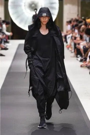 Y-3 19AW U ADIZERO FISHTAIL PARKA