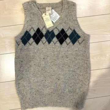 이치 V넥 니트 아가일 베스트