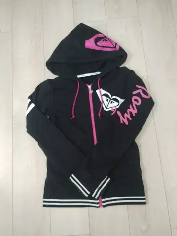 Roxy 후드 부착 후드티 블랙/핑크