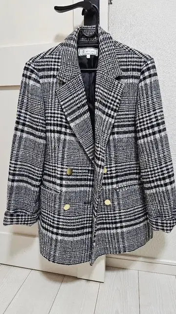 체크 무늬 더블 브레스트 자켓