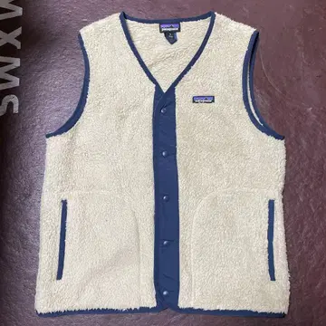 patagonia 플리스 베스트 M 사이즈 크림색/네이비
