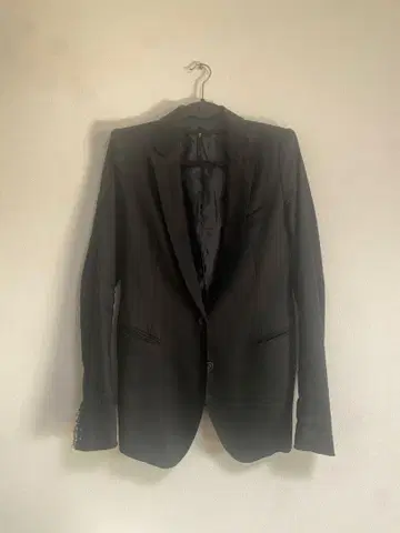 L.G.B. 블랙 테일러드 자켓