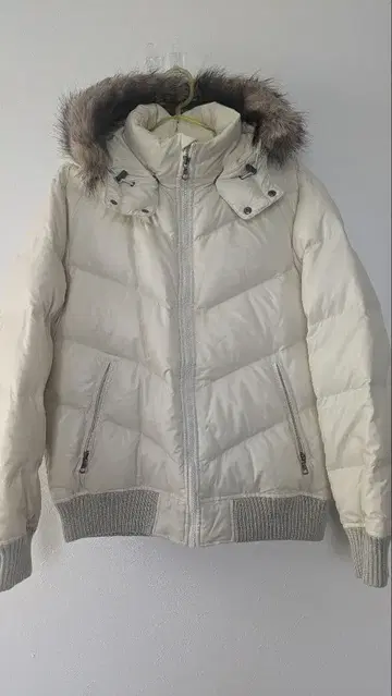 유니클로 프리미엄 다운 자켓 퍼 코트