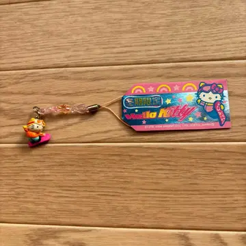 헬로키티 스케이트보드 겨울 한정판 비즈 스트랩