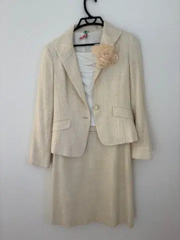 정장 세트 플라워 모티브 포함