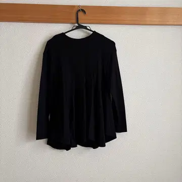 LE PHIL 플레어 풀오버