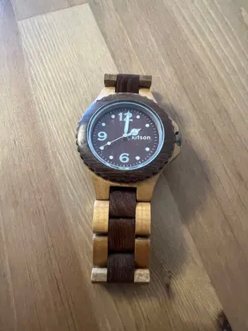 kitson 우드 아날로그 손목시계