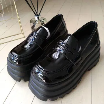 미사용 새상품 DEMETER 통굽 로퍼 L 사이즈