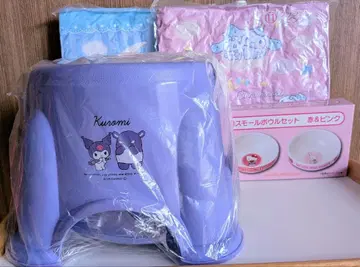 쿠로미 목욕탕 세트와 산리오 캐릭터 세트