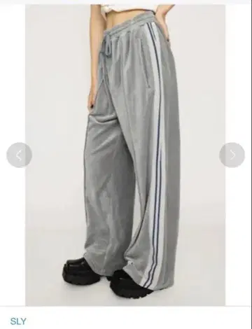 SLY 그레이 사이드 스트라이프 벨로아 팬츠