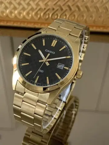 일본 미발매 레어 CASIO 카시오 손목시계 골드 금 블랙 고급 새상품