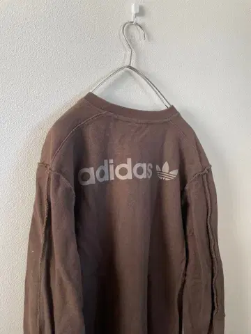 아디다스 브라운 맨투맨 트레이닝복 M 사이즈 로고
