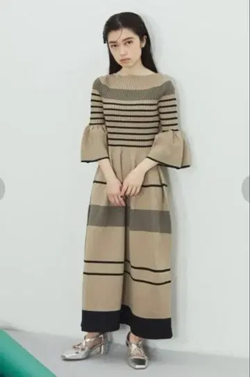 [ 미사용 ] FUR FUR 마린 보더 니트 원피스