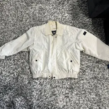 LUSSO SPORT 화이트 점퍼 S