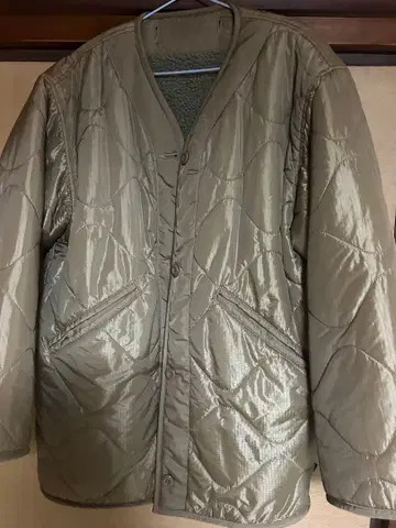 ALPHA INDUSTRIES 퀼팅 자켓 베이지