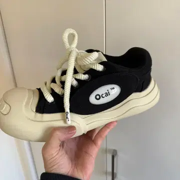 Ocai 스니커즈 블랙/크림