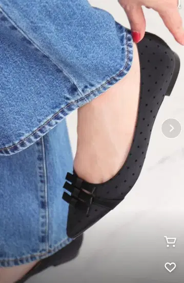 아르테미스 다이애나 도트 무늬 리본 포함 플랫슈즈