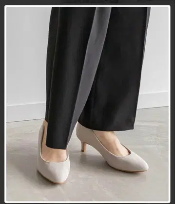 [시착만 한 상품] 걸을 수 있는 슬림 레그 펌프스 라이트 그레이