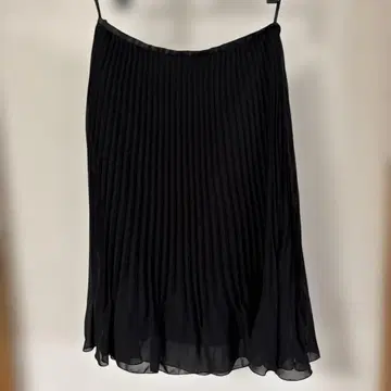 블랙 쉬폰 플리츠 스커트 무릎 기장