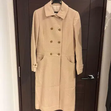 베이지 더블 브레스트 롱 코트