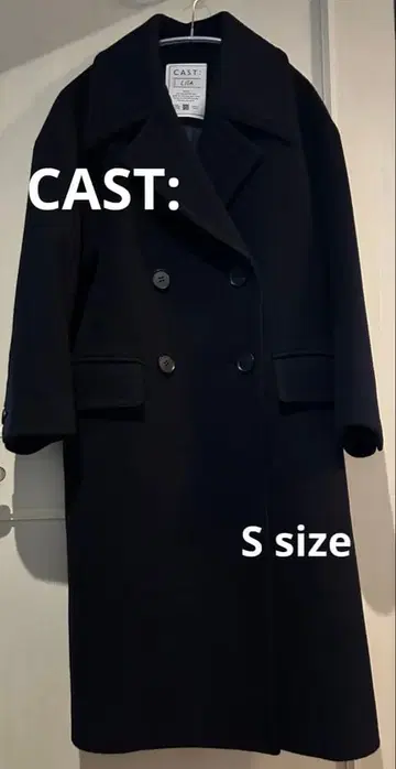 CAST: 네이비 더블 브레스트 코트