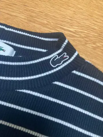 새상품 Lacoste 블랙/화이트 보더 리브 터틀넥