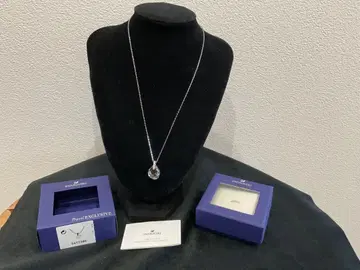 Swarovski 크리스탈 드롭형 목걸이