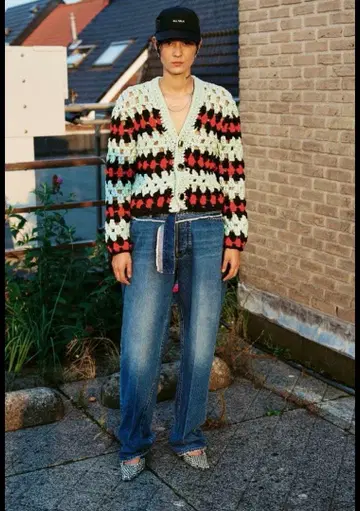 meryll rogge ALL TALK CAP BLACK