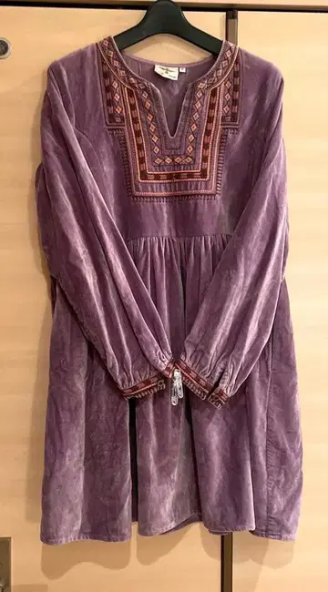 티티카카 코튼 벨벳 자수 튜닉 퍼플