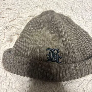 백 채널 브라운 니트 모자