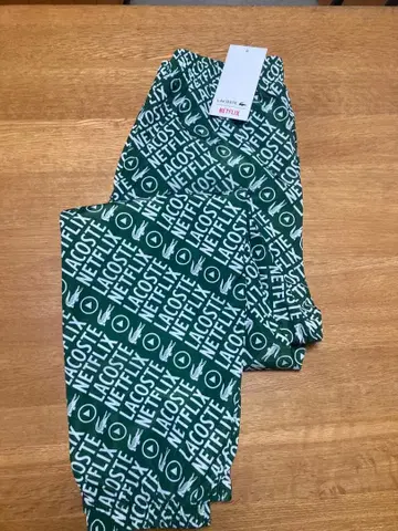 새상품 라코스테 NETFLIX 릴랙스 핏 트랙 팬츠 S 그린