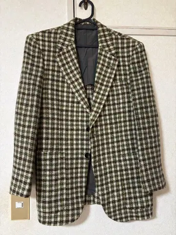 체크 무늬 해리스 트위드 테일러드 자켓